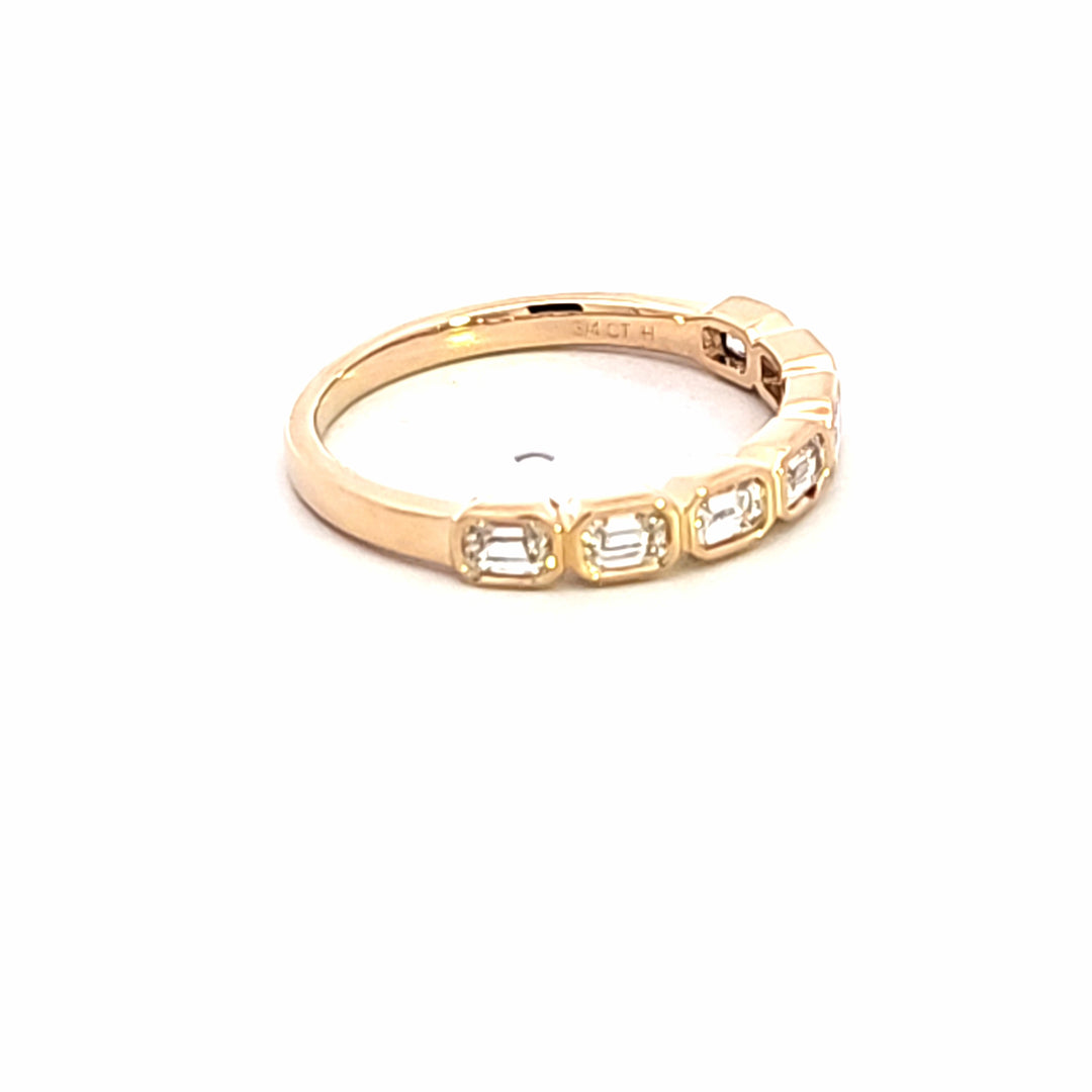 Diamond Fashion Rings - Women