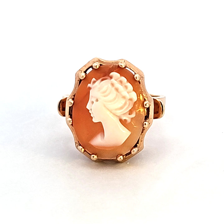 10KY Cameo Estate Ring