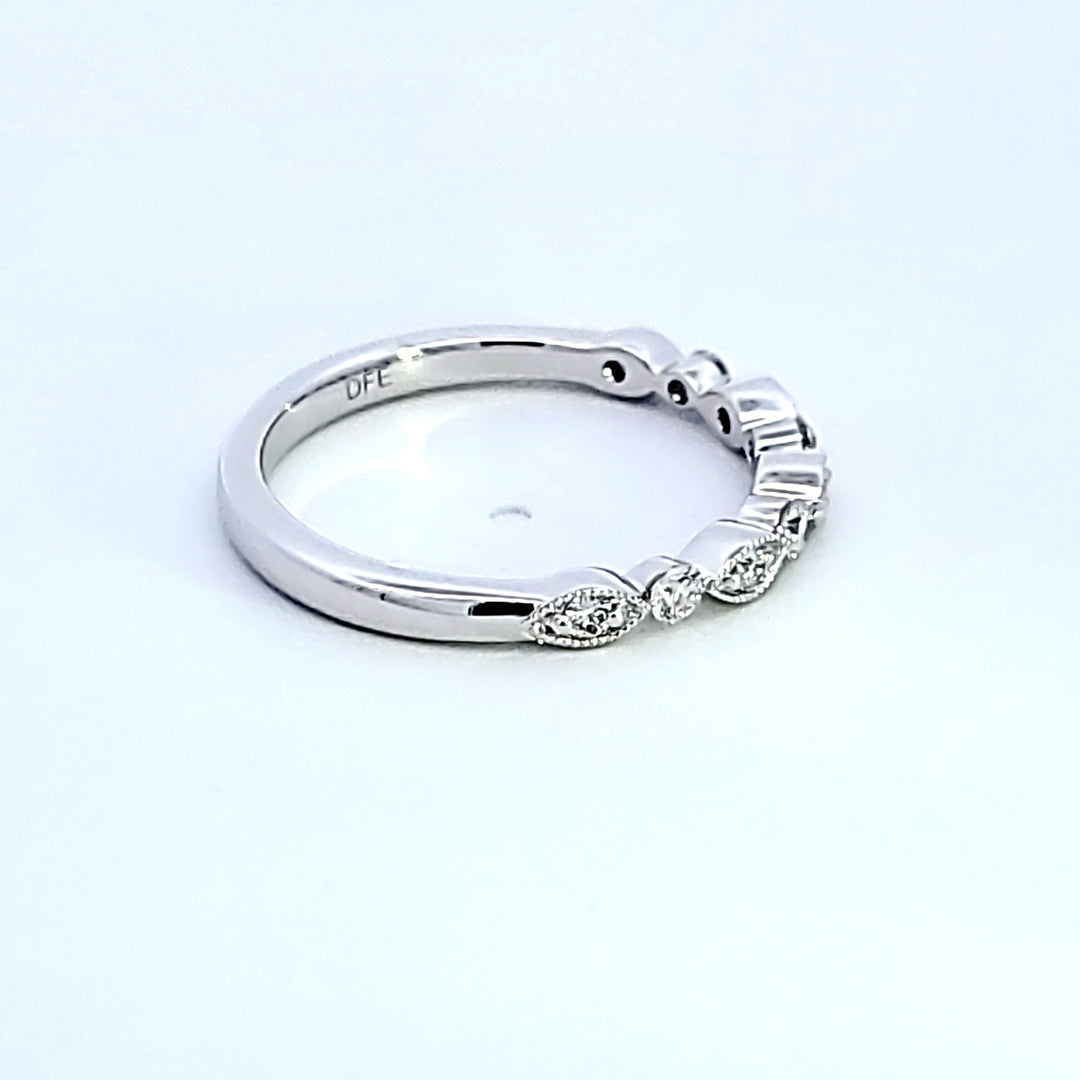 14KW Diamond Wedding Band