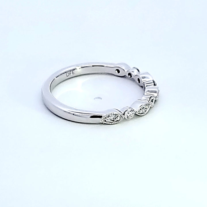14KW Diamond Wedding Band