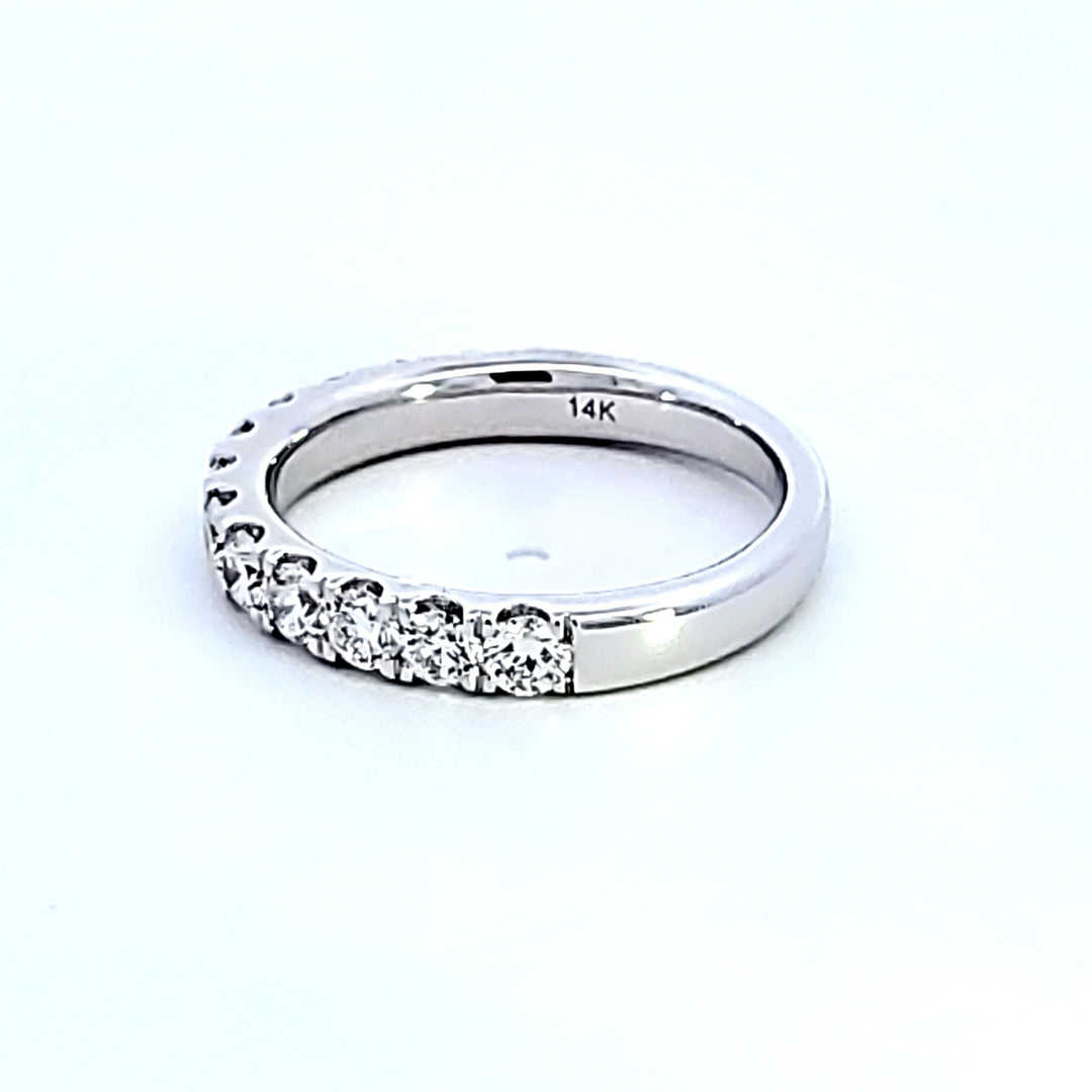 14KW Diamond Wedding Band
