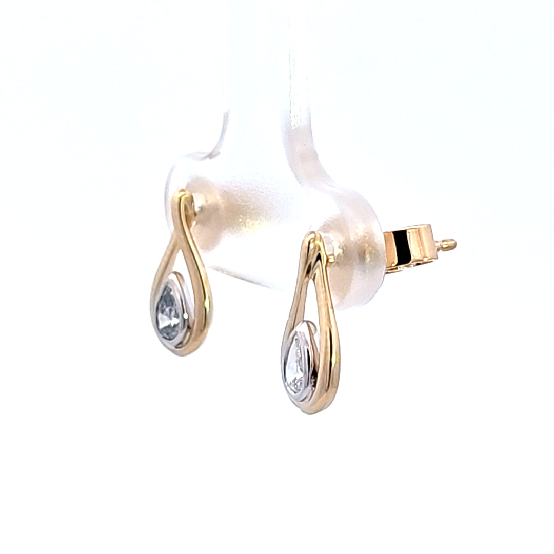 14KY Diamond Teardrop Earrings