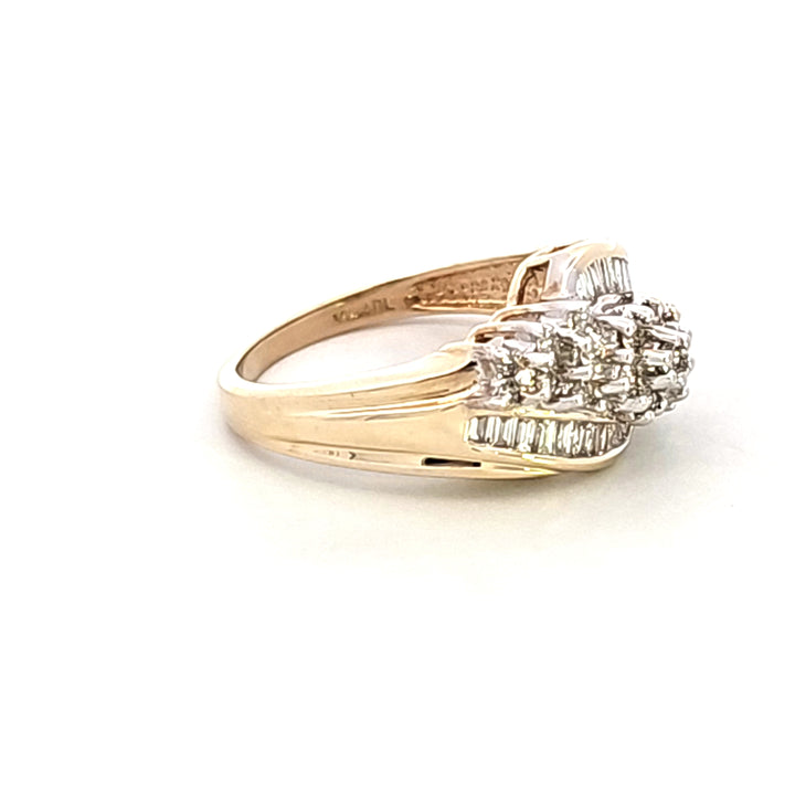 10KY Diamond Estate Ring
