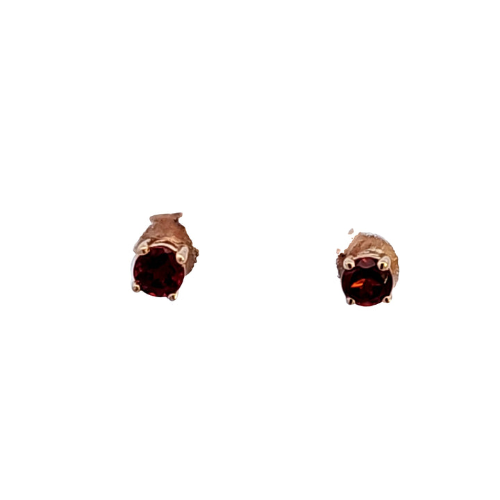 14KR Garnet Stud Earrings